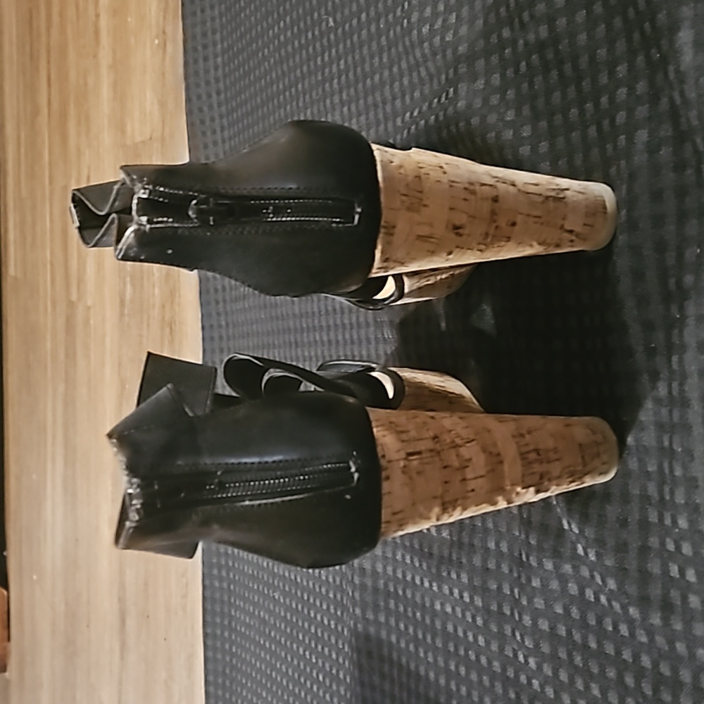 Steve Madden, Selinah, black, size 10, wedges - Picture 4 of 11